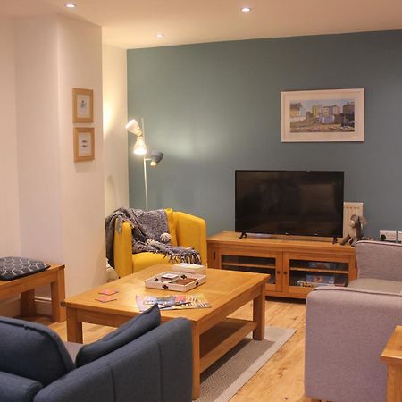 Stylish Flat In Central Tenby & Free Parking Eksteriør billede